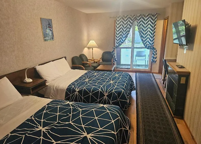 Schooner Motel